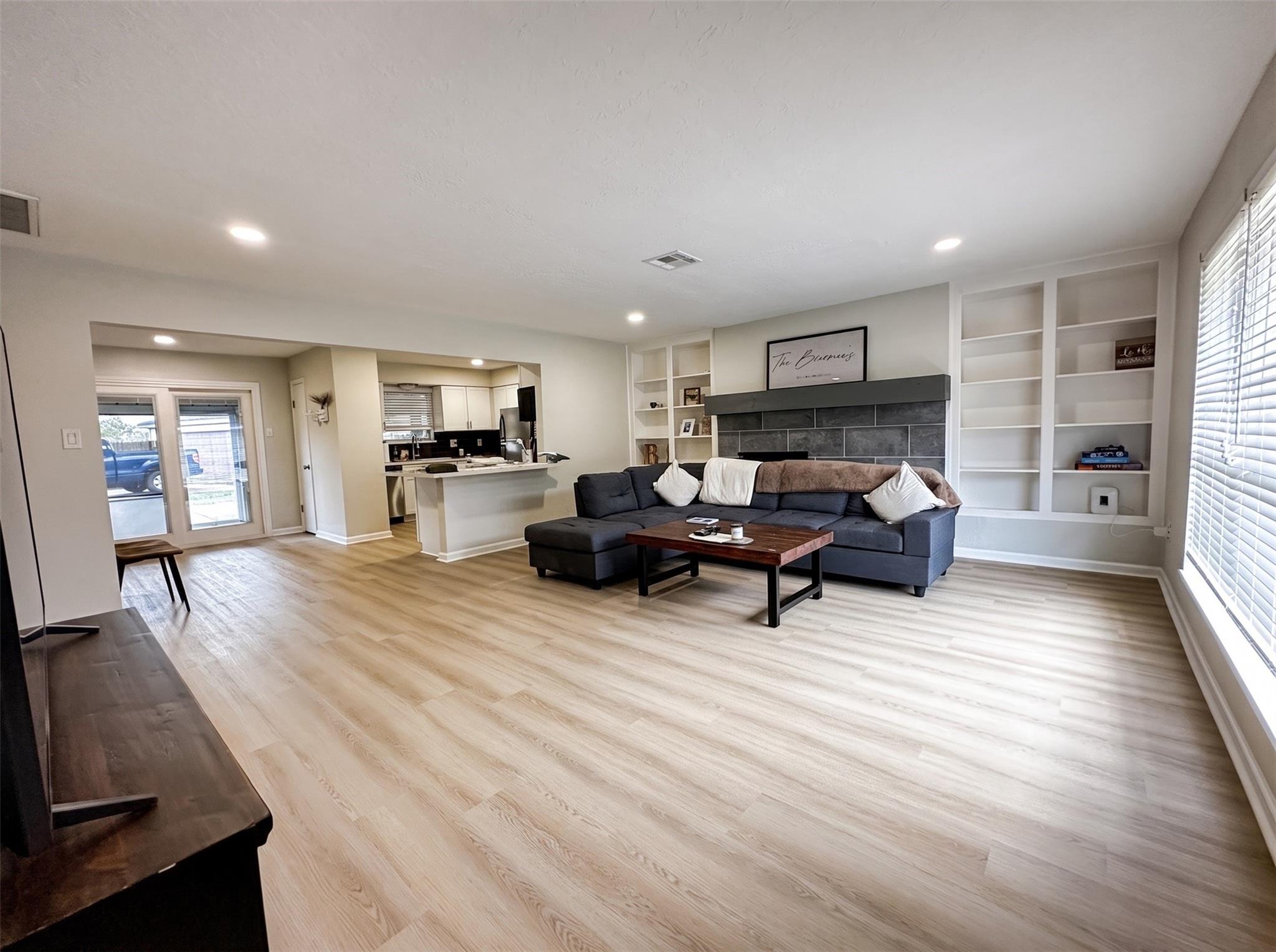 9332 Derrik Drive