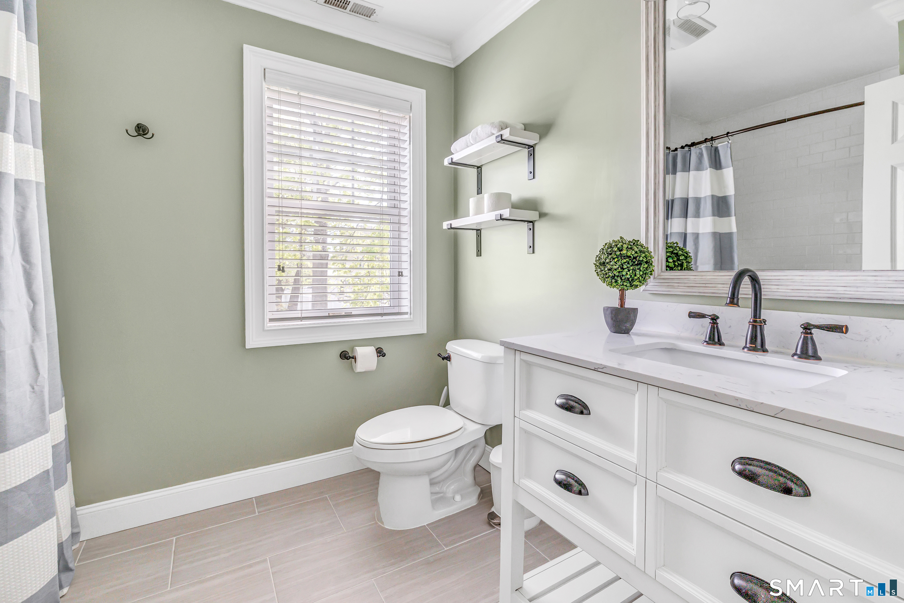 39 Maple Tree Avenue #15