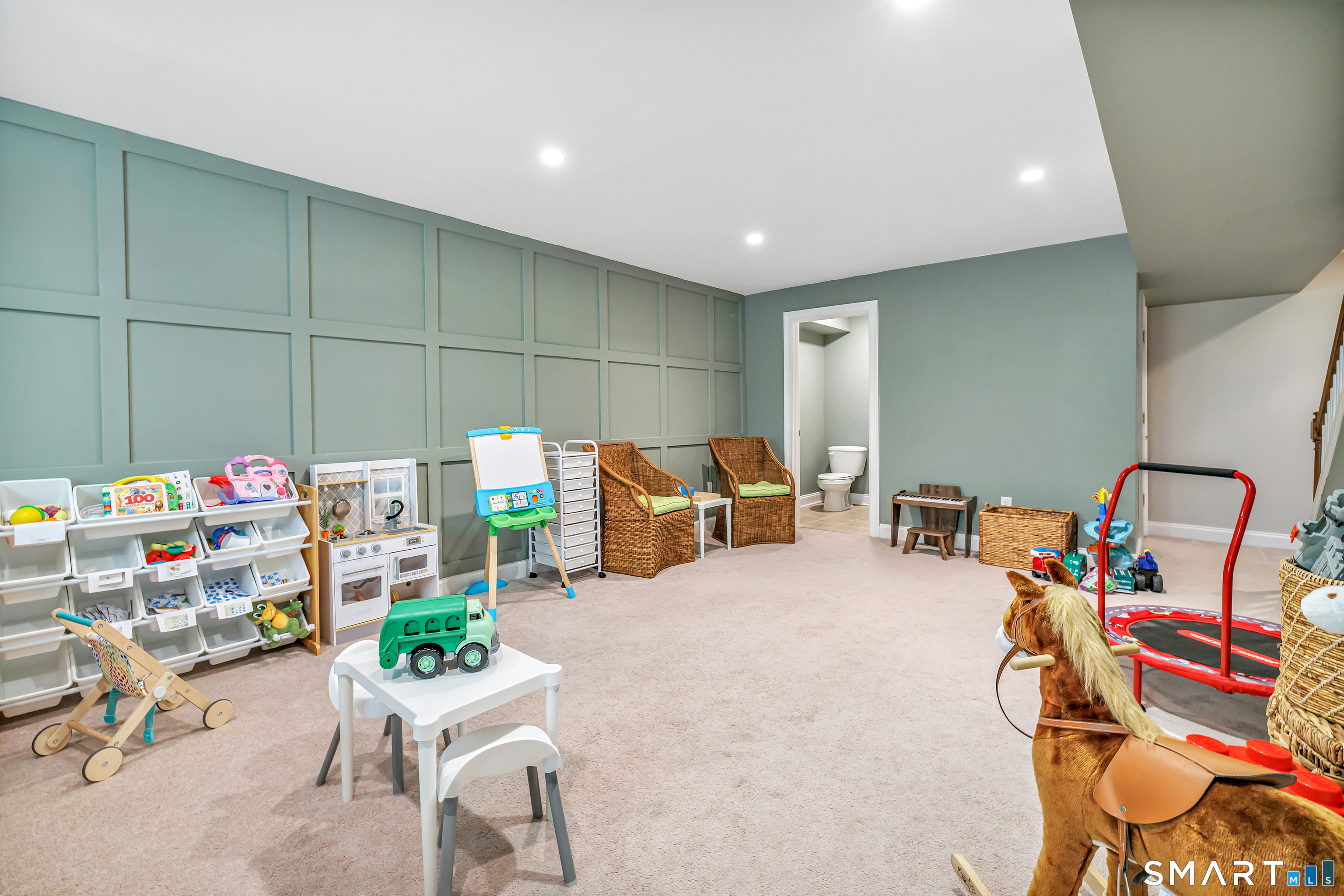 39 Maple Tree Avenue #15