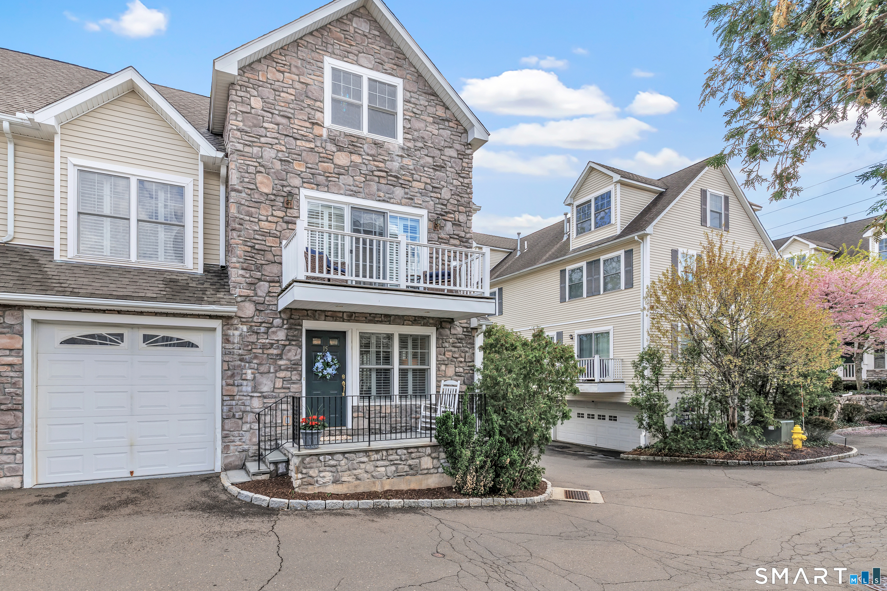 39 Maple Tree Avenue #15