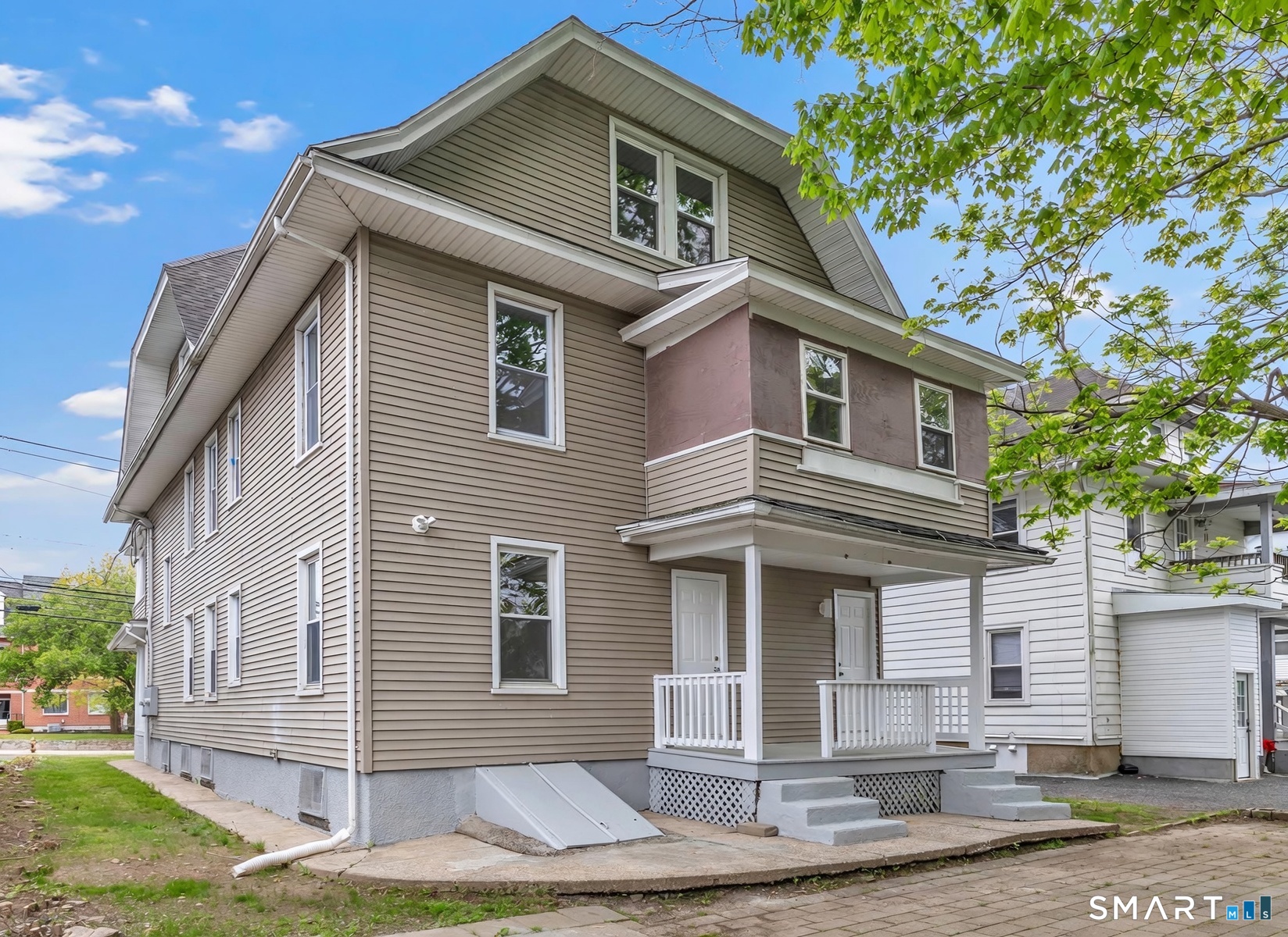 3193 Main Street