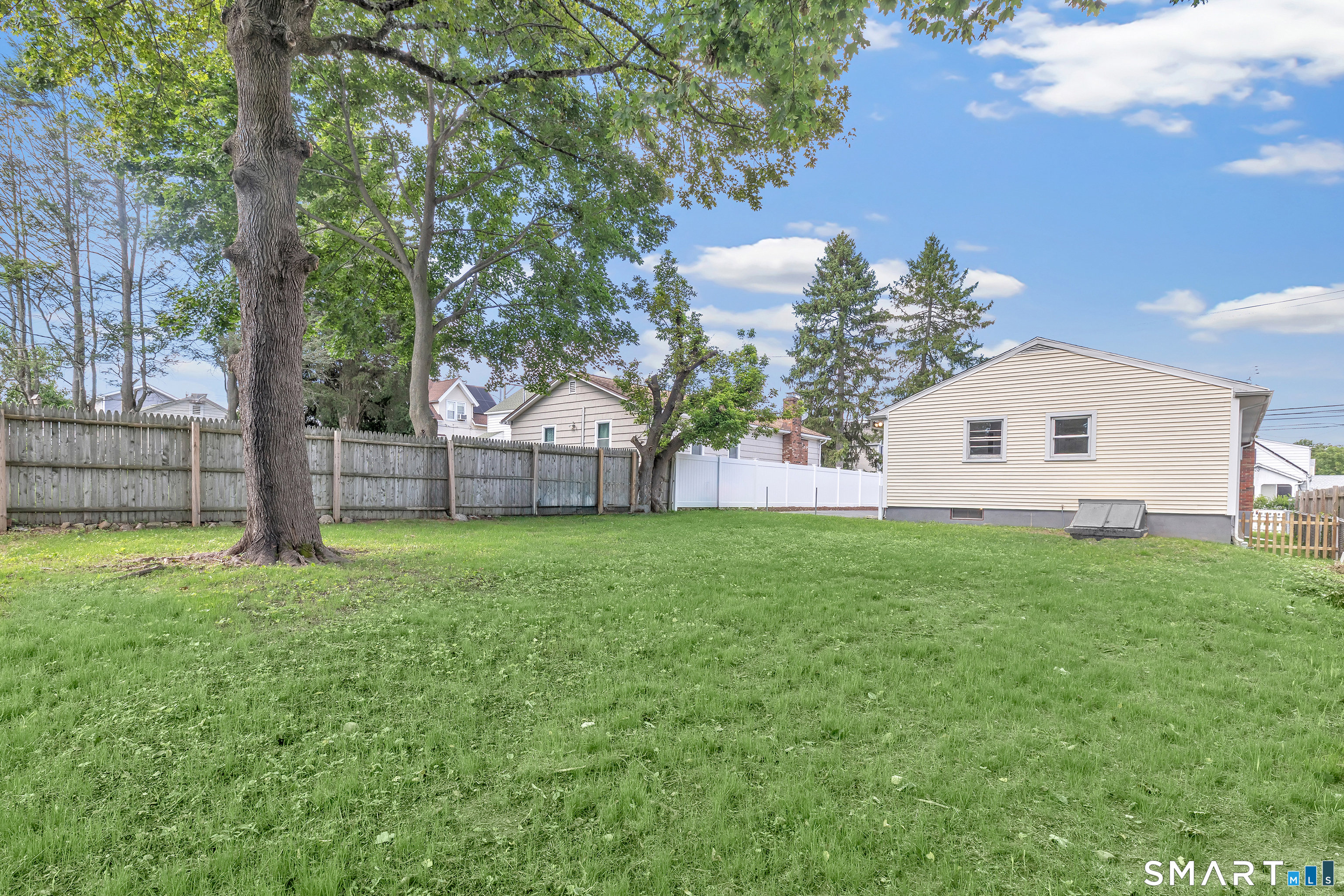321 Old Town Road
