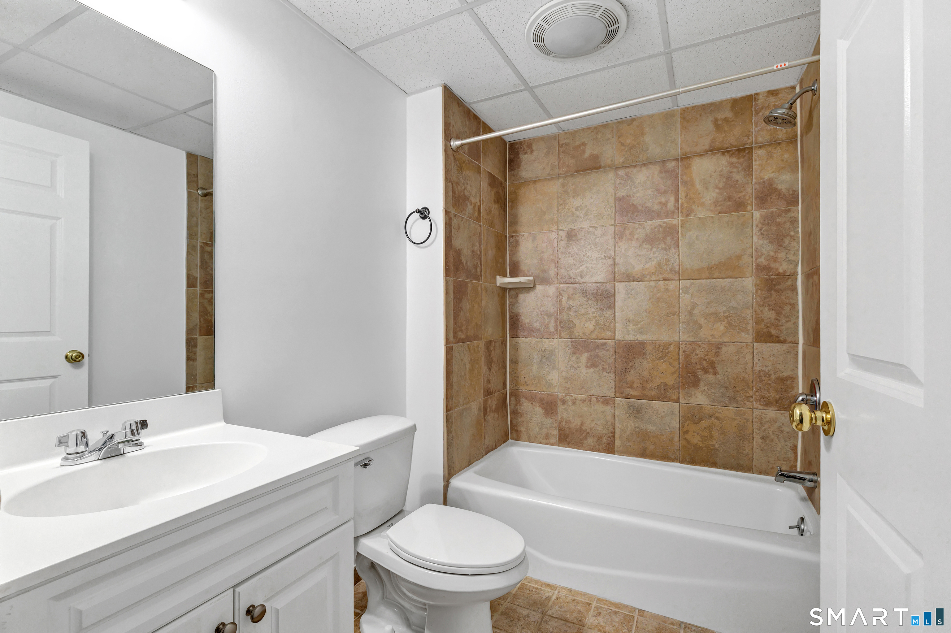 145 Canal Street Unit: 13