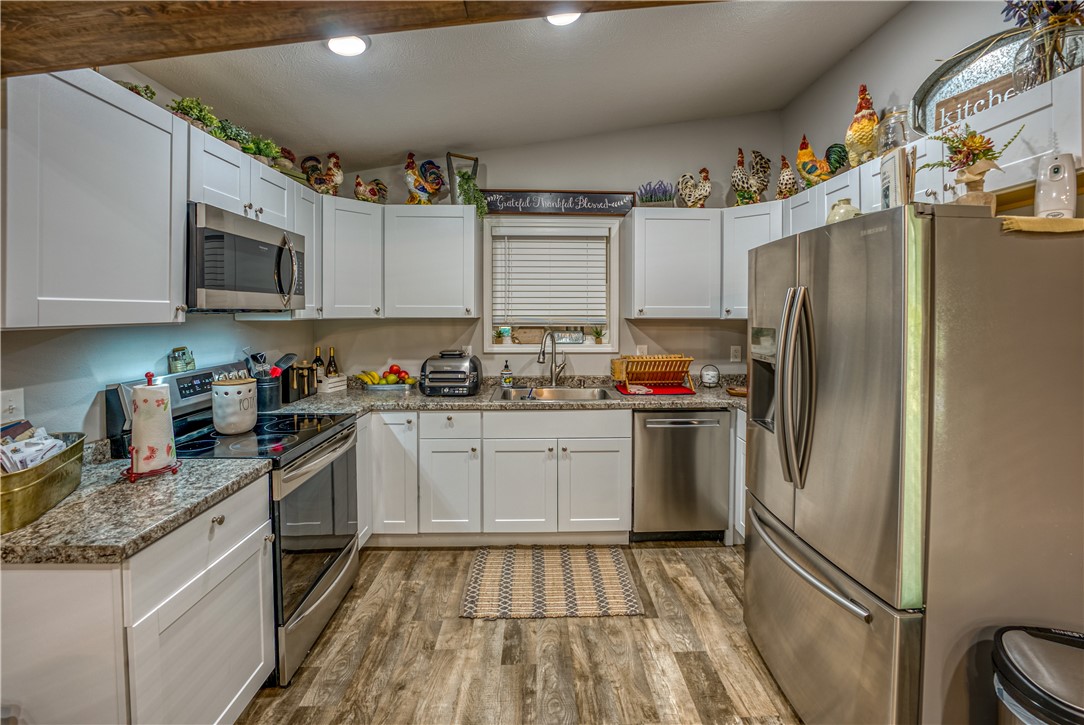 4964 Maris Loop