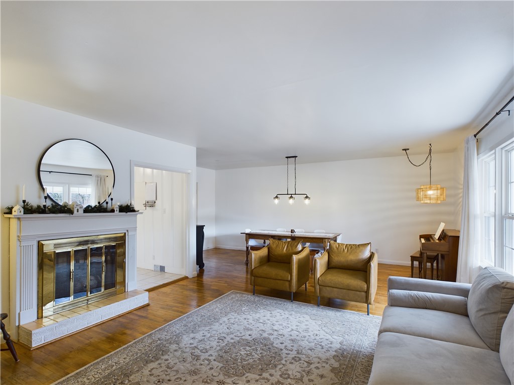 1405 Capps Road