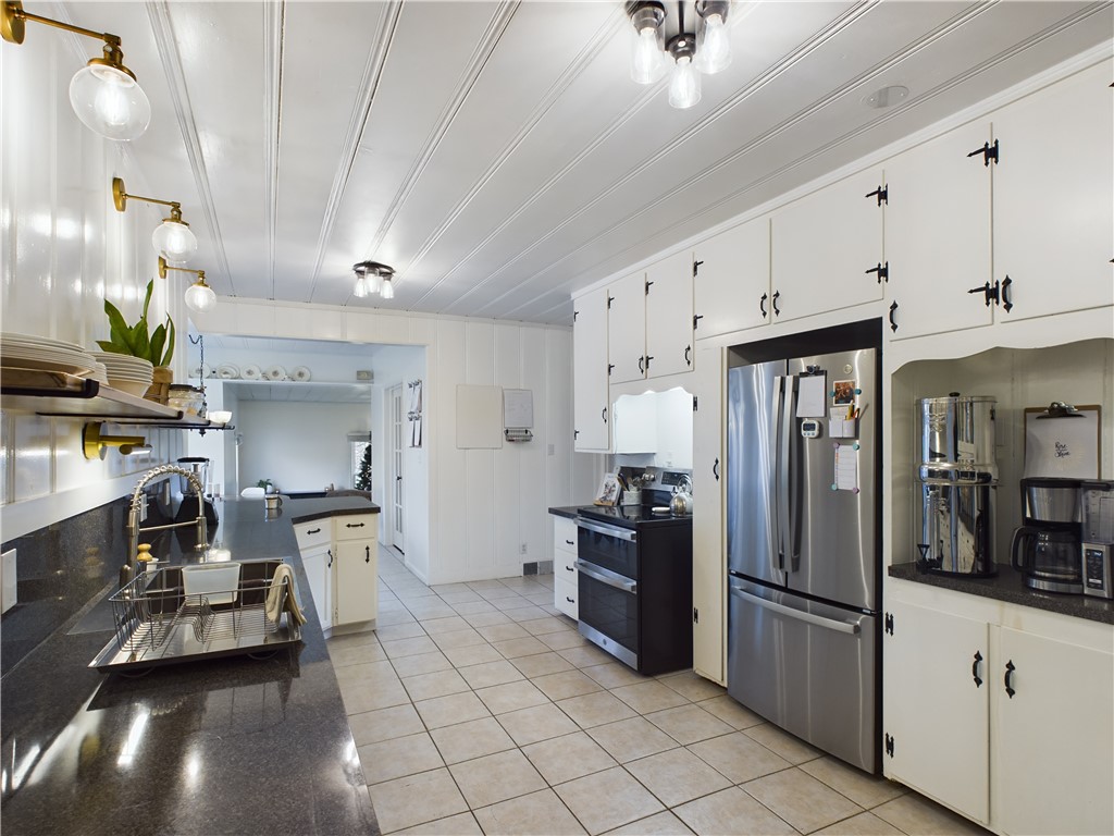 1405 Capps Road