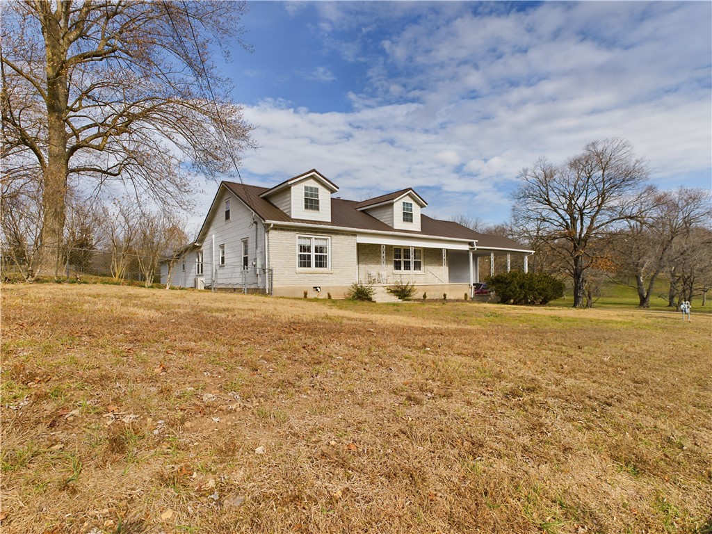 1405 Capps Road