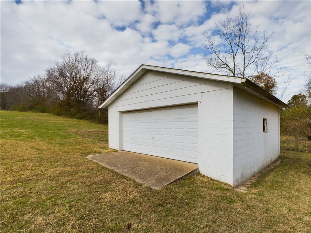 1405 Capps Road