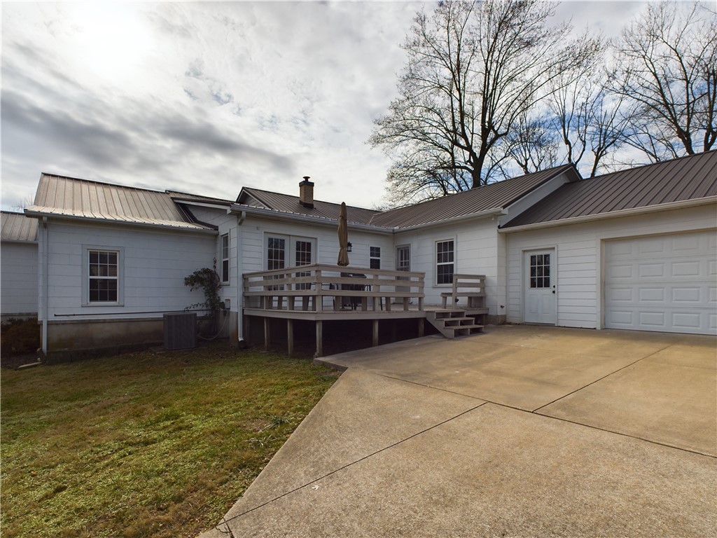 1405 Capps Road