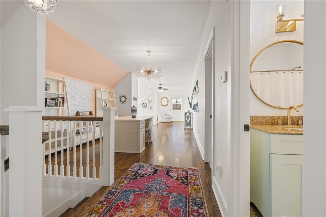 1403 Crestwood Drive