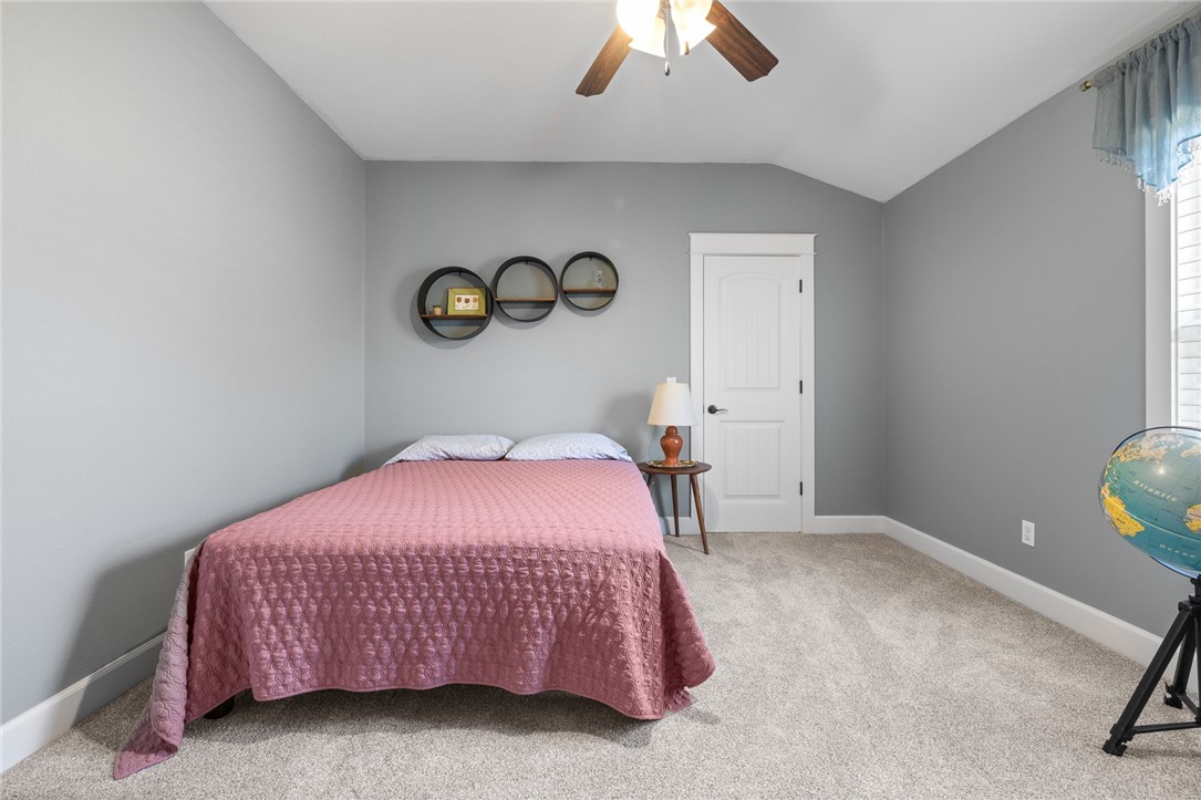 1403 Crestwood Drive