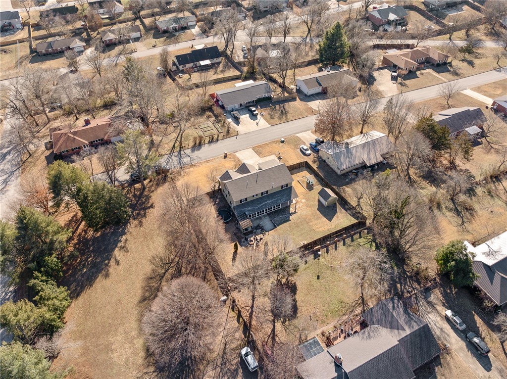 1403 Crestwood Drive