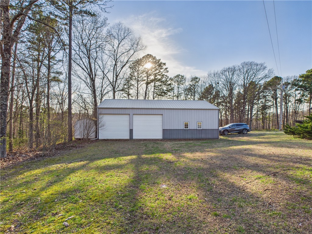 3948 State Hwy JJ