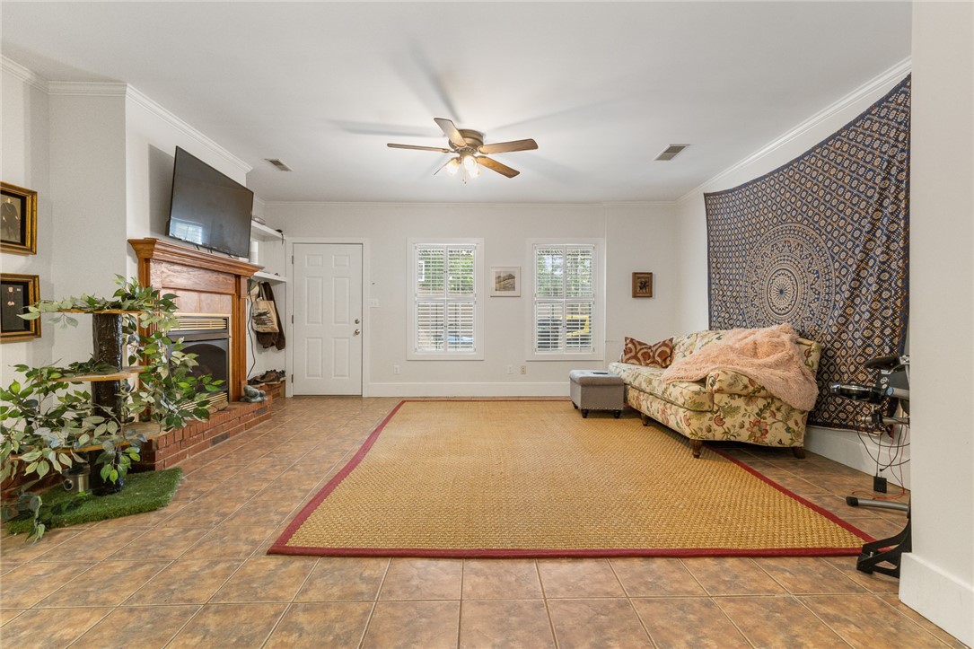 512 Paddington Lane