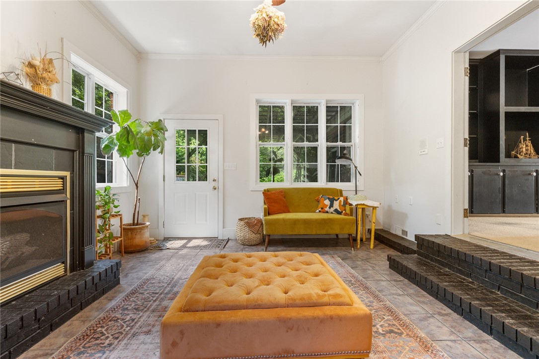 512 Paddington Lane