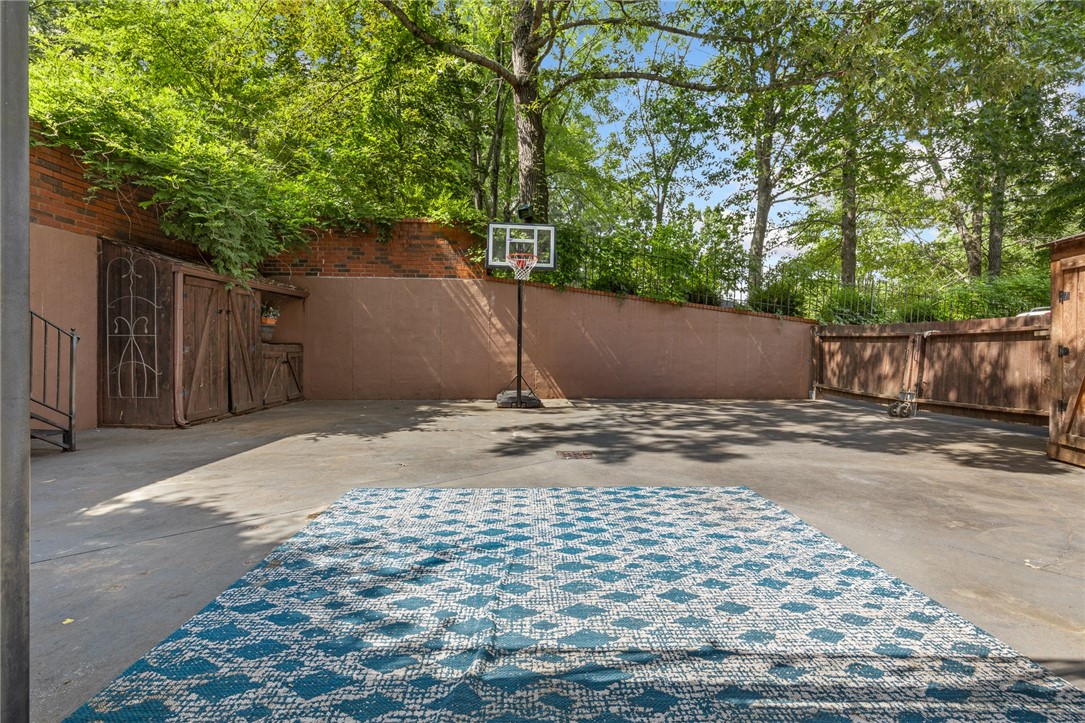 512 Paddington Lane
