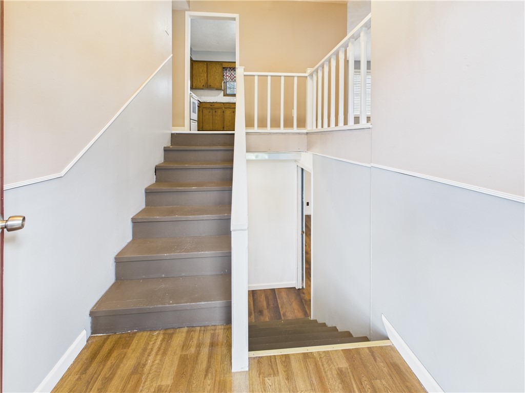 875 Meadow Lane