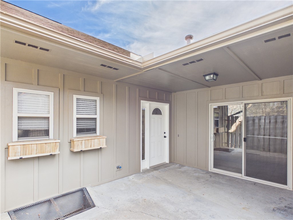 78 E Sycamore Street