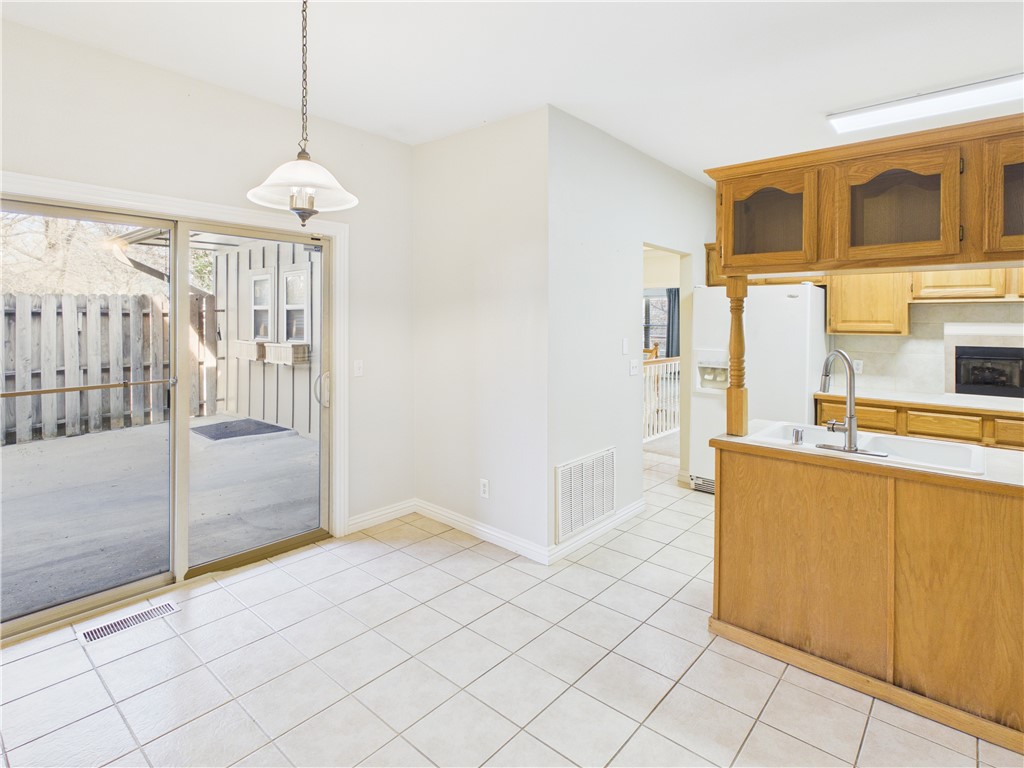 78 E Sycamore Street