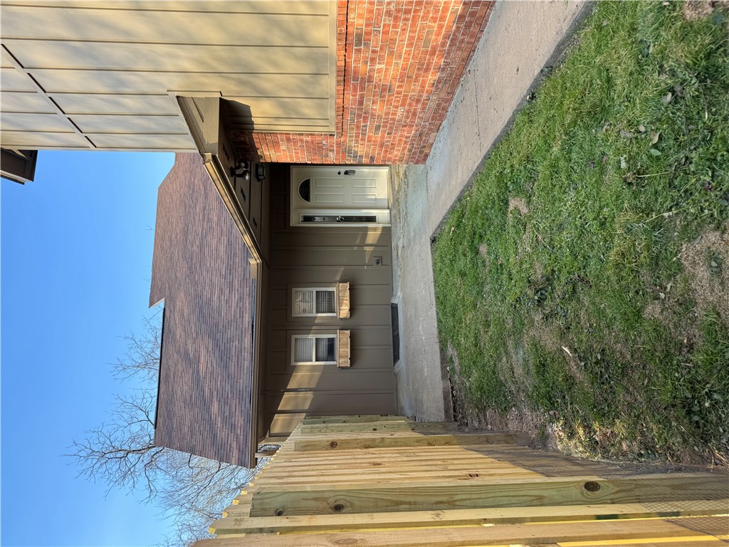 78 E Sycamore Street