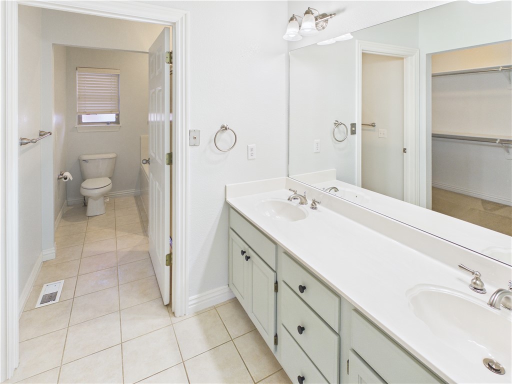 78 E Sycamore Street