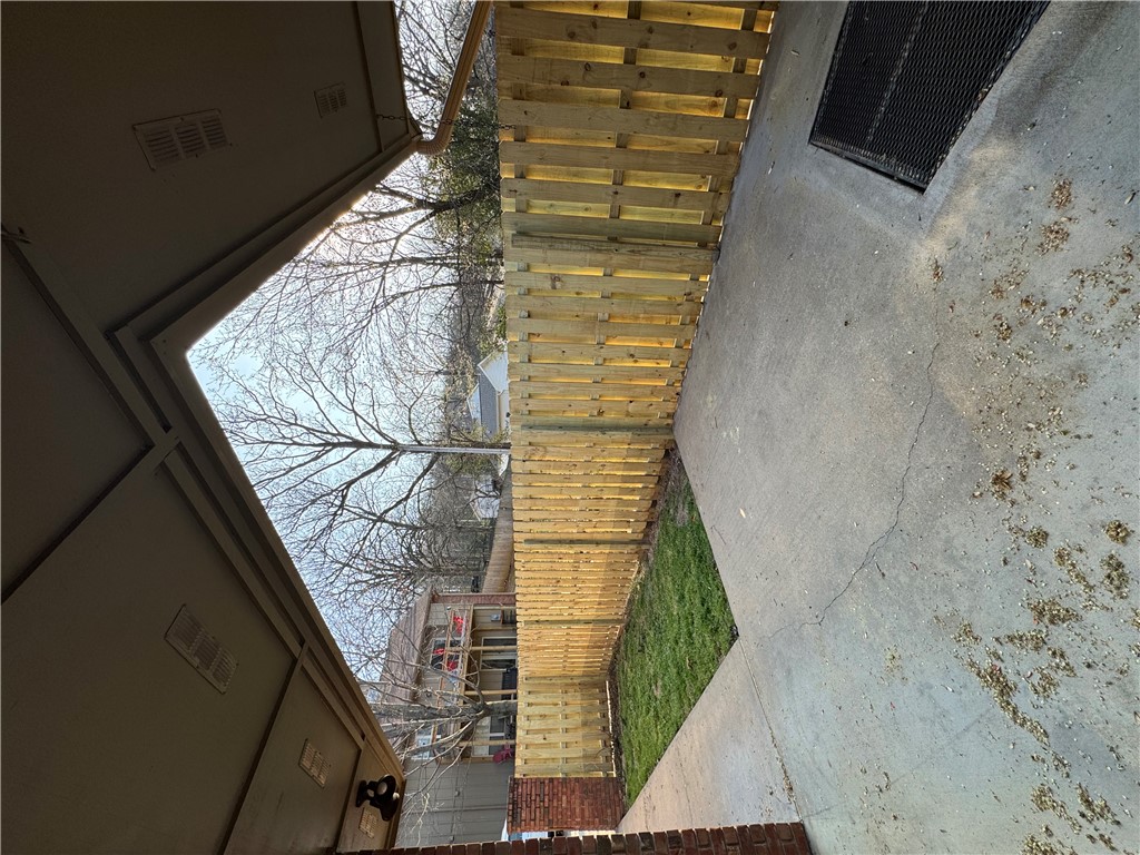 78 E Sycamore Street