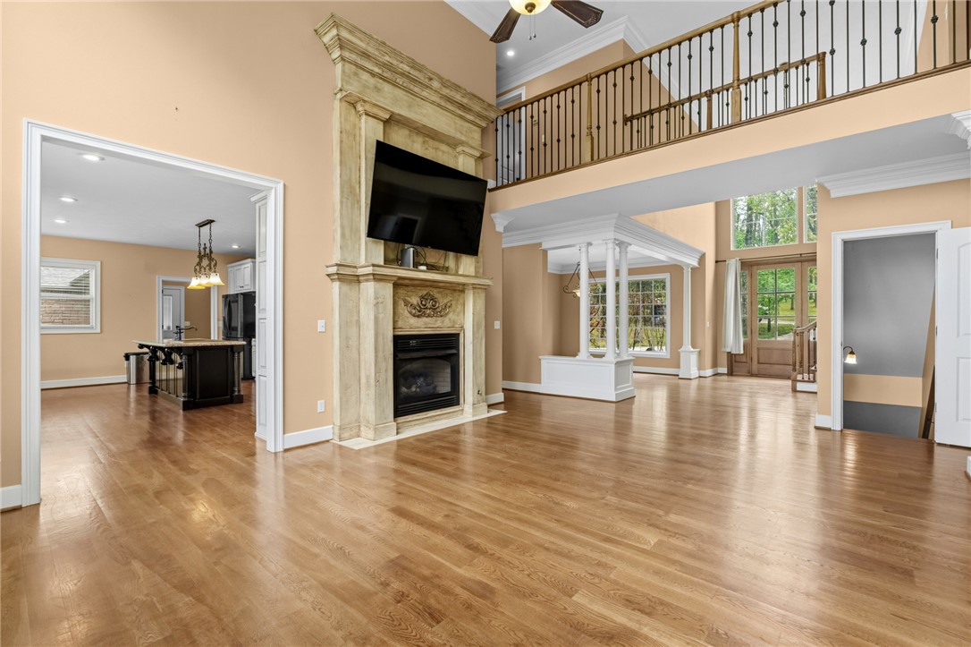 2805 Inwood Drive