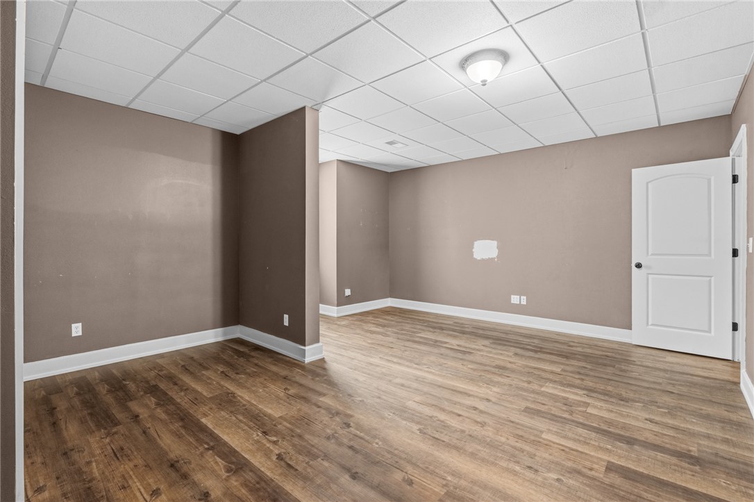2805 Inwood Drive