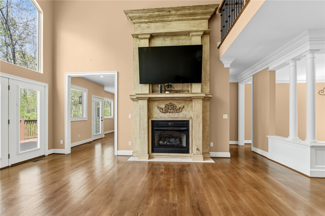2805 Inwood Drive