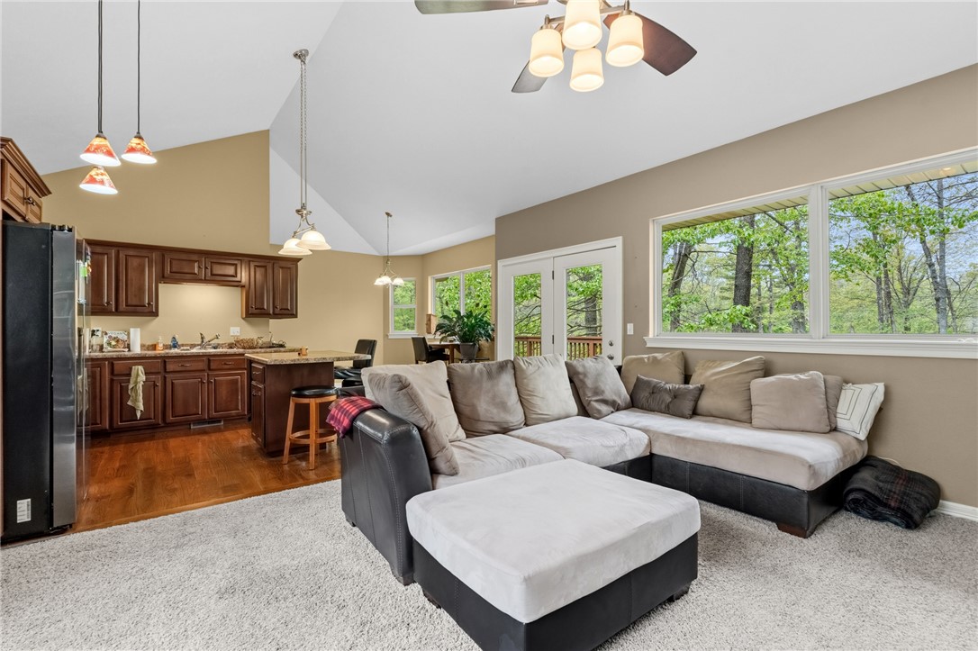 2805 Inwood Drive