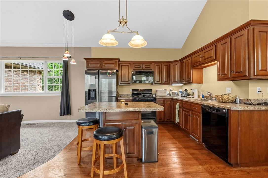 2805 Inwood Drive