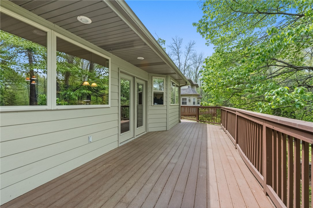 2805 Inwood Drive