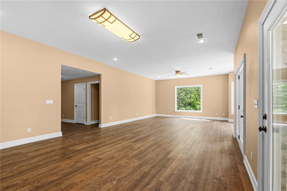 2805 Inwood Drive