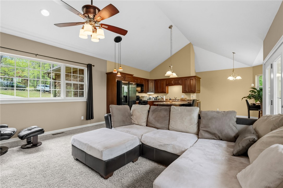 2805 Inwood Drive