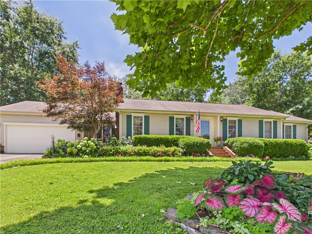 1616 Windsor Drive
