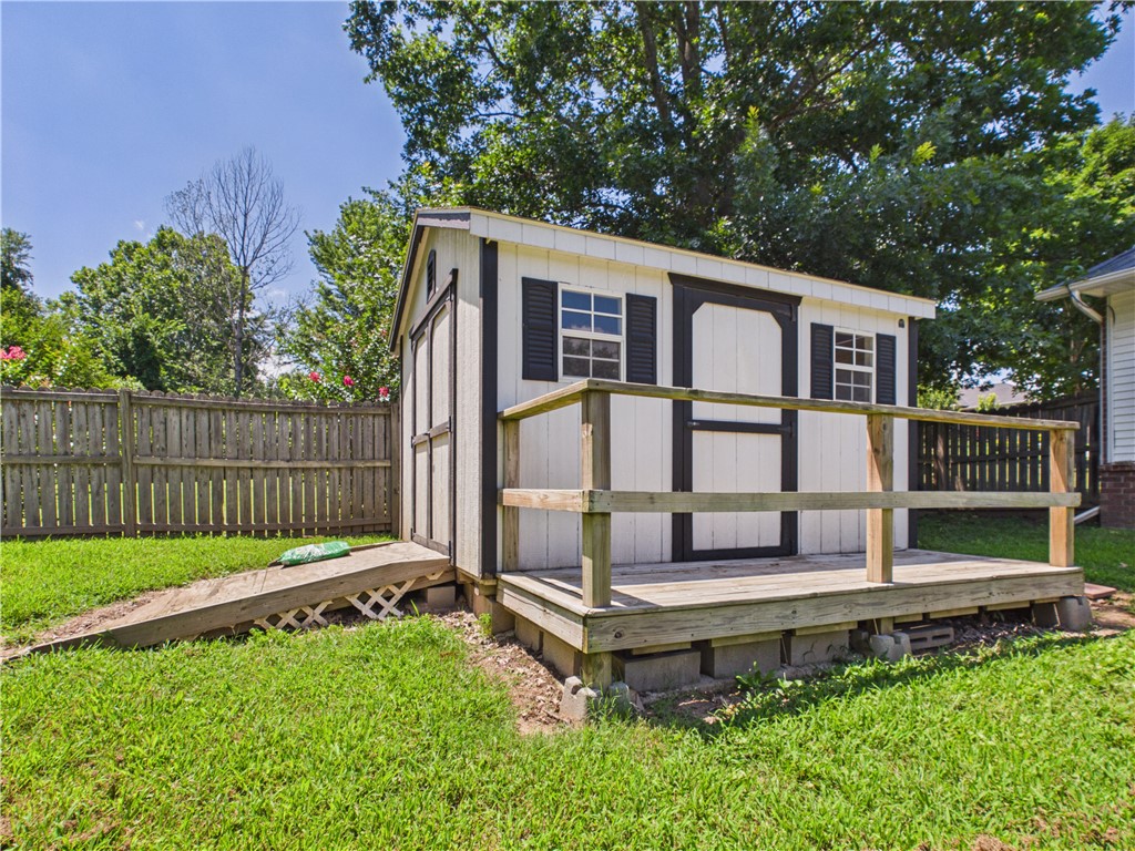 1302 W Rogers Avenue