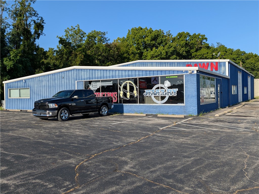 102 W Commercial Street