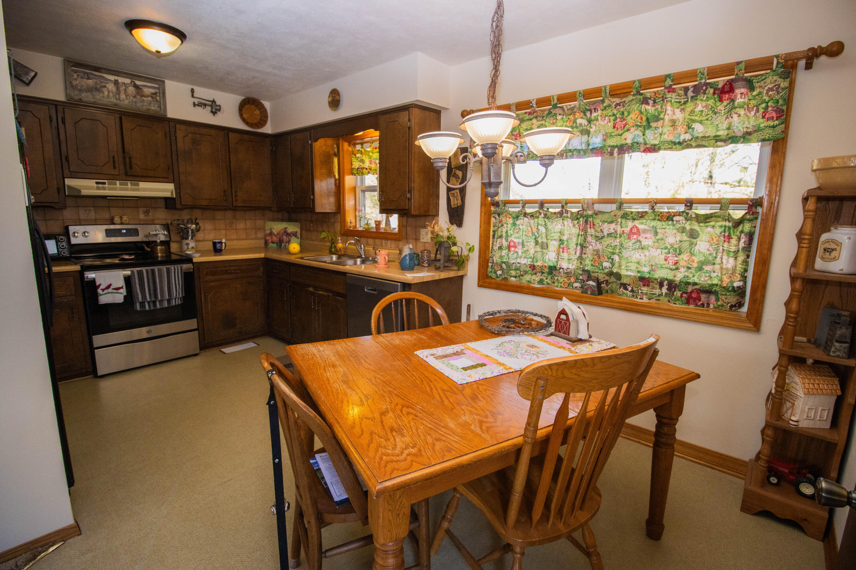 124 Rose O'Neil Drive