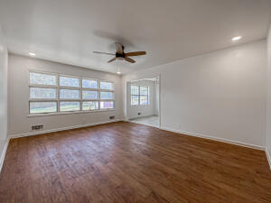 422 Skyline Drive