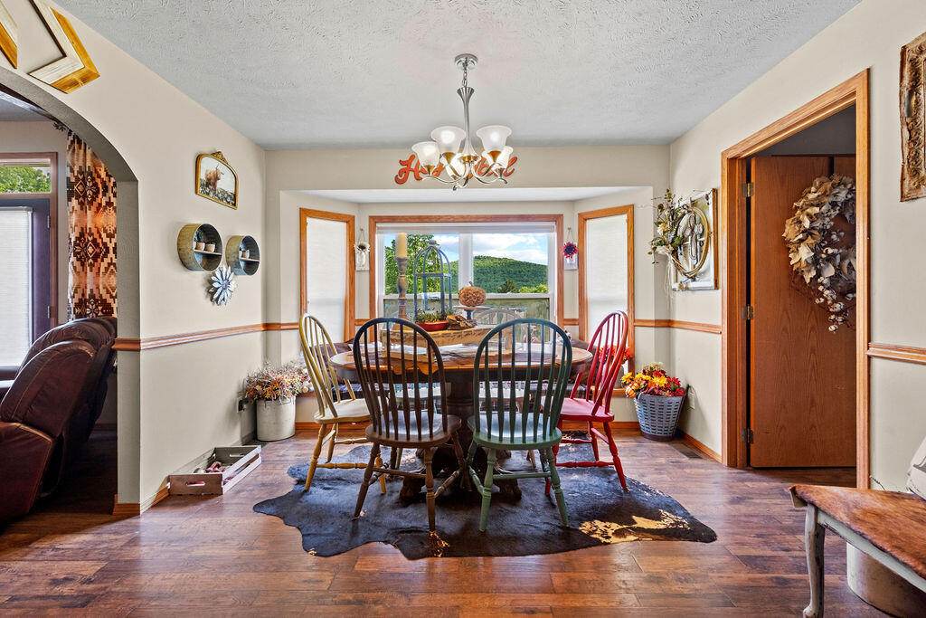 7532 Newton Line Road