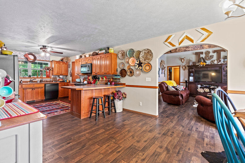7532 Newton Line Road
