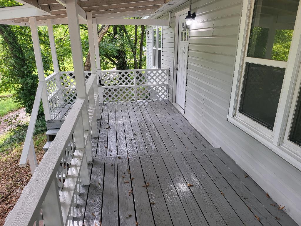 625 W Stephenson Avenue