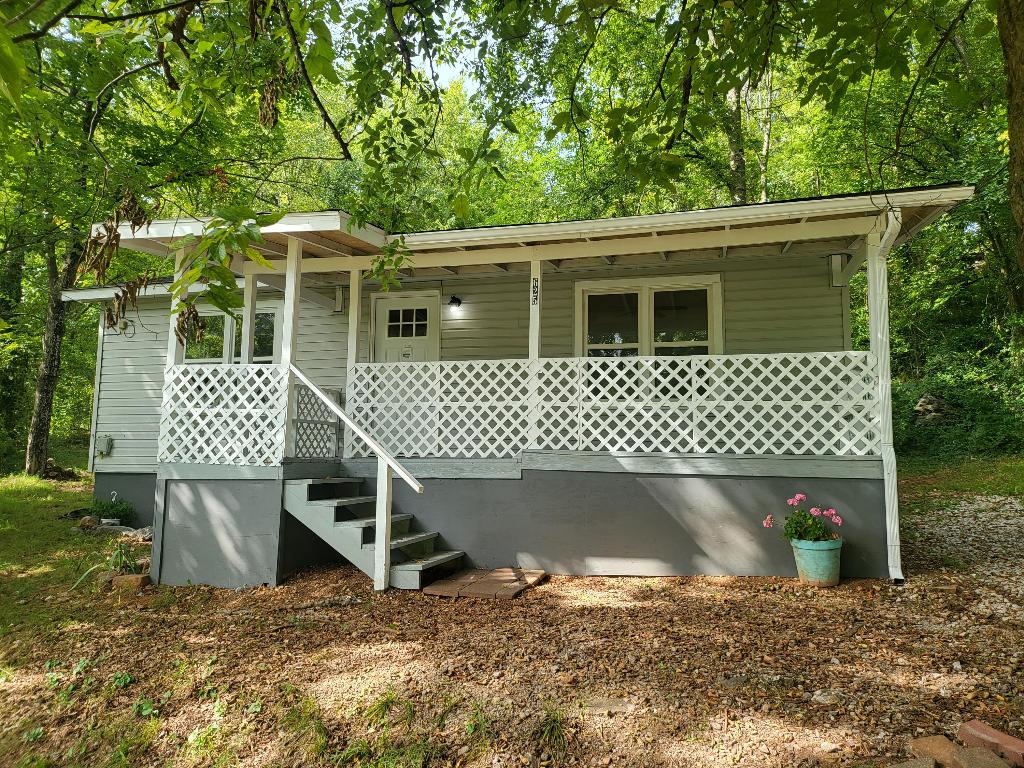 625 W Stephenson Avenue
