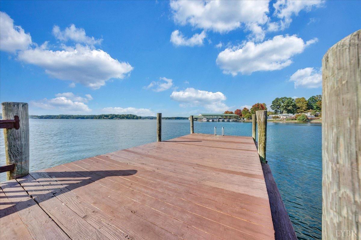 319 Mill Lake Rd