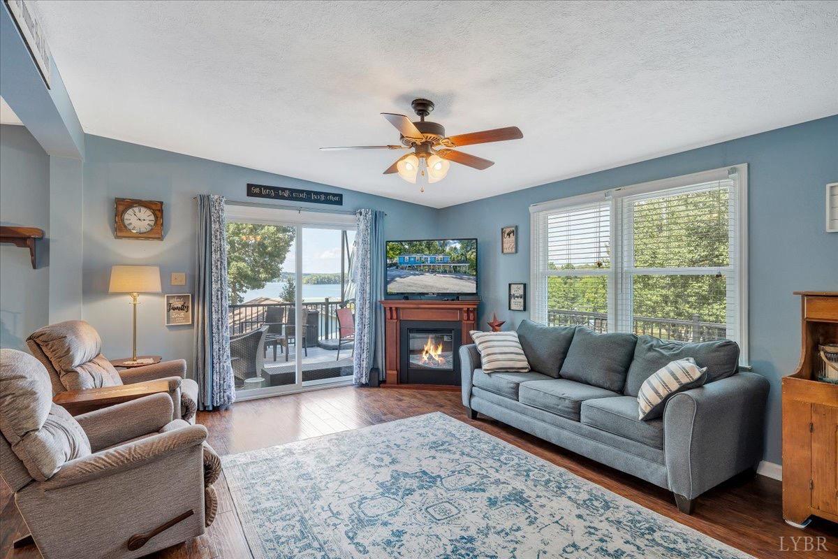 319 Mill Lake Rd
