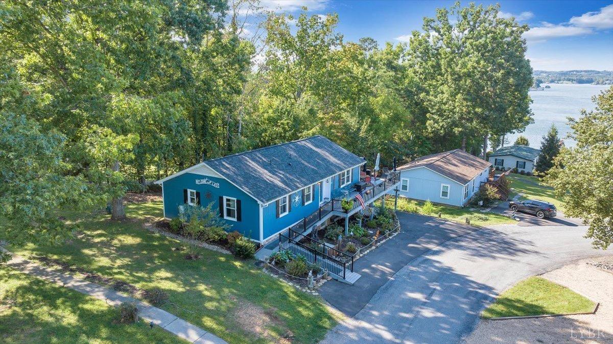 319 Mill Lake Rd
