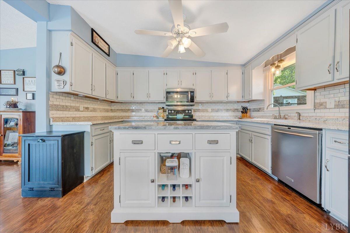 319 Mill Lake Rd