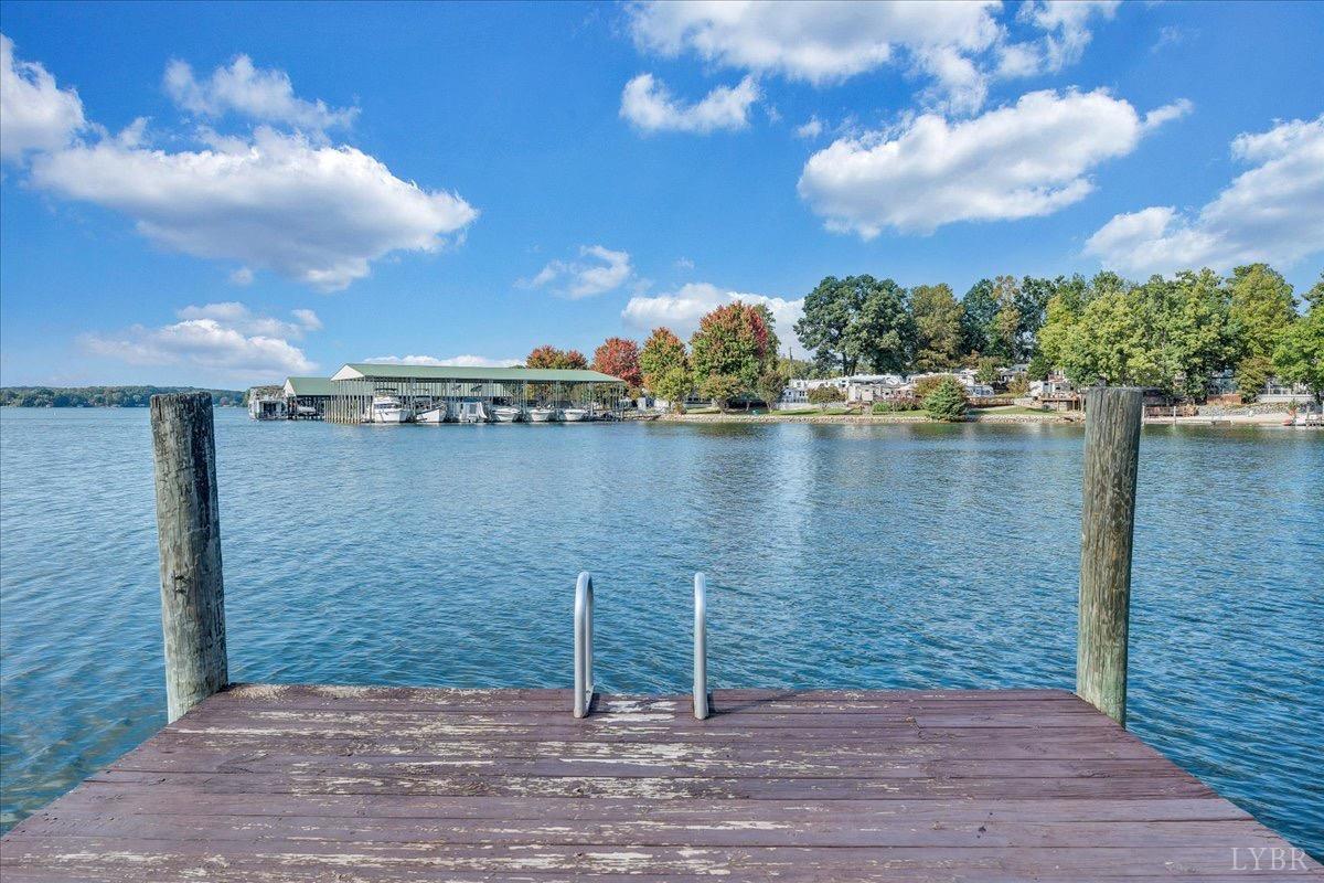 319 Mill Lake Rd