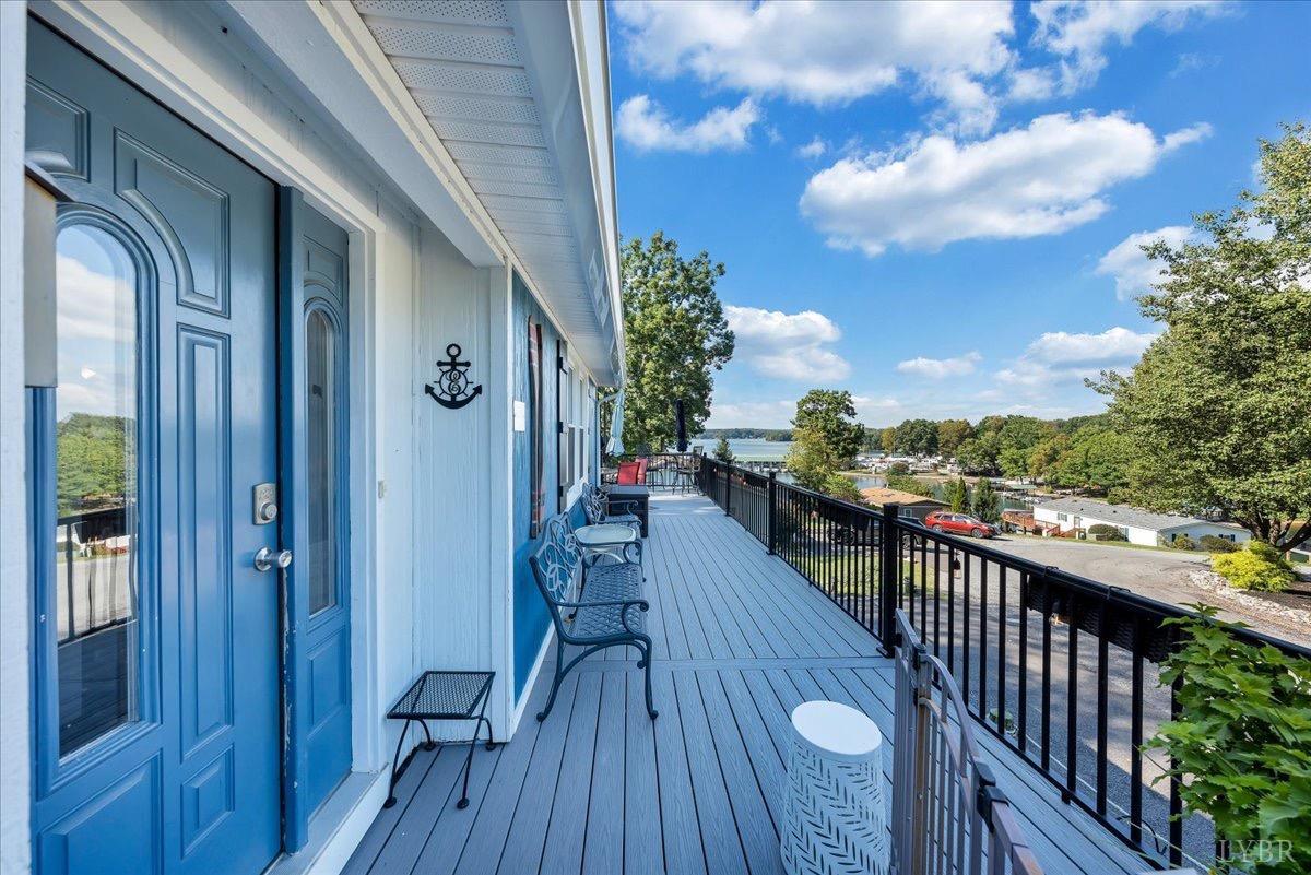 319 Mill Lake Rd