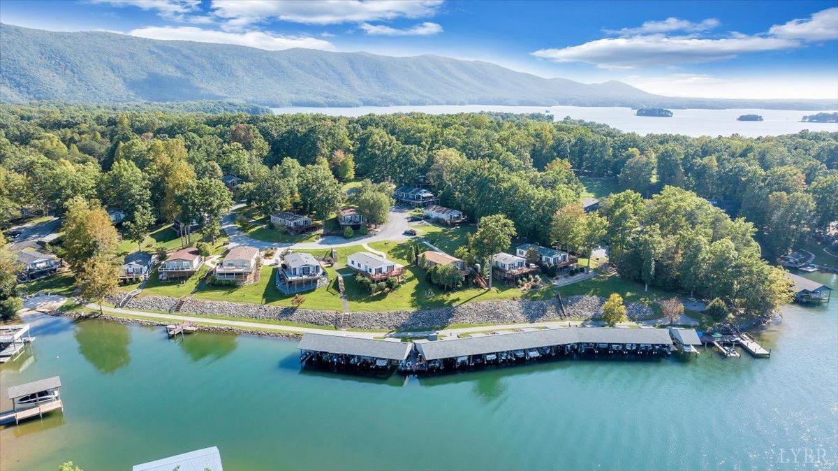 319 Mill Lake Rd